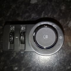 Insignia light switch