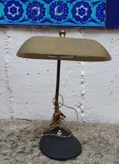 Vintage solid brass Table Desk lamp Metal top