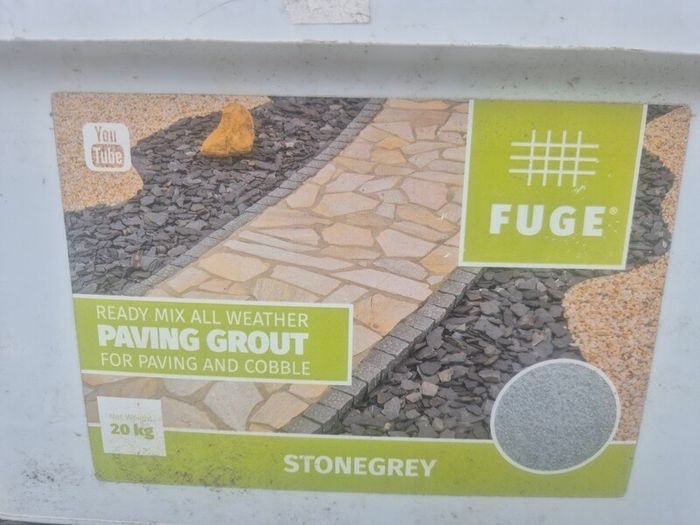 20kg bucket of ready mix paving grout