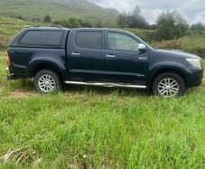 Toyota hilux 3.0 invincible