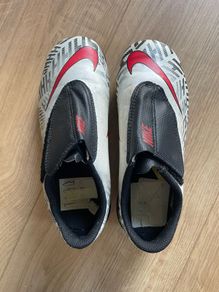 Nike football runners