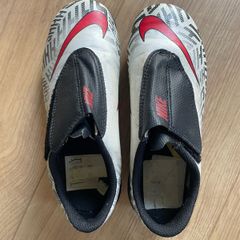 Nike football runners