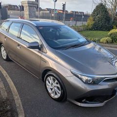 2017 Toyota Auris
