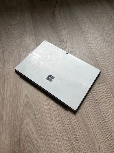 Surface Pro 6