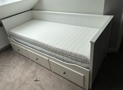 IKEA Hemnes Daybed