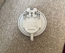 Wind pressure switch