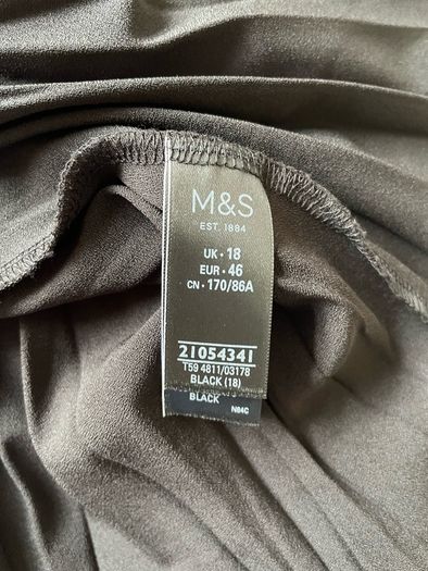 Ladies Black Skirt size 18