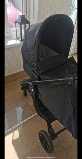 Baby Jogger GT2 double with bassist