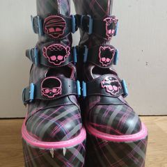 Monster High boots