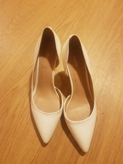 Aldo off white heels