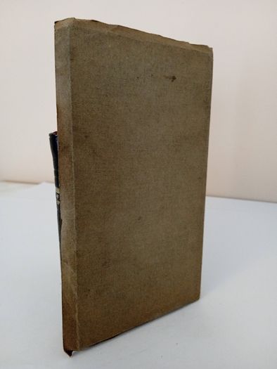 It's Ireland by D. L. Kelleher !. Illustrated by J. W. Buchanan (PT141)