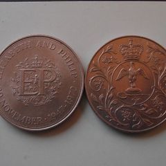 Great Britain. 2 coins@25 New Pence (1972&1977)
