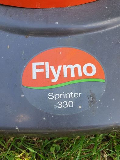 Lawn mower Flymo Sprinter 330
