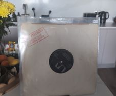 Dr. Feelgood - She's A Windup (12", Single, Ltd, S/Edition) Vinyl