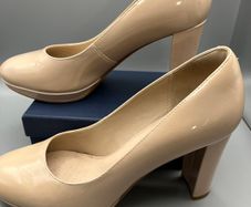Clarks Narrative Nude Patent D Fit Court Shoes Uk 4.5 EU 37.5