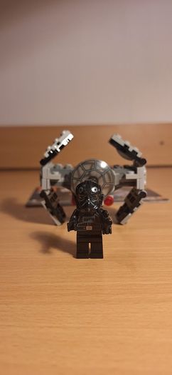 LEGO Star Wars 75128 TIE Advanced Prototype Microfighter