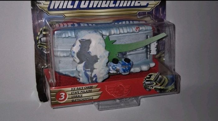Micro Machines - World Rallye Racing Ice Race Chase - Hasbro 2001 -New- RARE