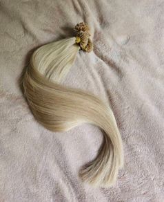 Blond hair extensions