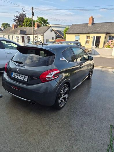 2014 Peugeot 208