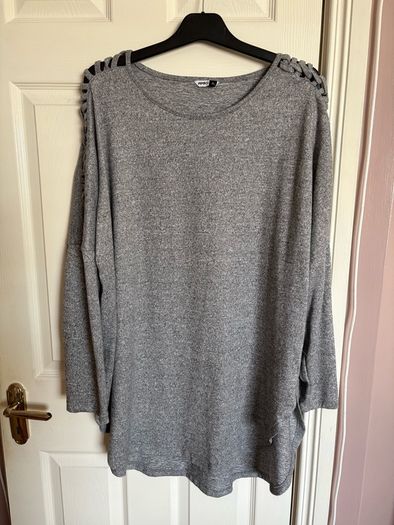 Oversized jumper