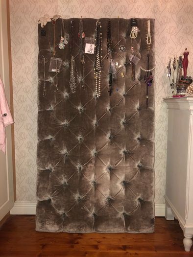Head Board... deep buttoned 6ft