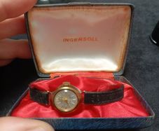The women's Ingersoll likely dates back to the 1960s or 1970s