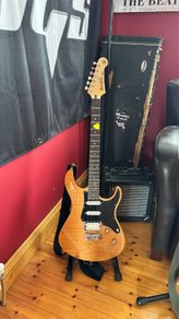 Yamaha Pacifica 612v