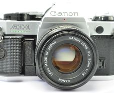 Canon AE-1 Program Silver/ Chrome 35mm SLR Film Camera with fast Canon FD 50mm f1. 8 FDn, Recently FULLY SERVICED and in Good Condition.