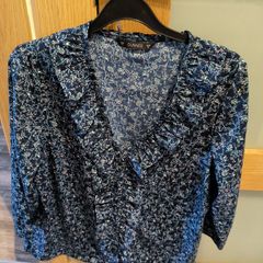 Ladies top size M
