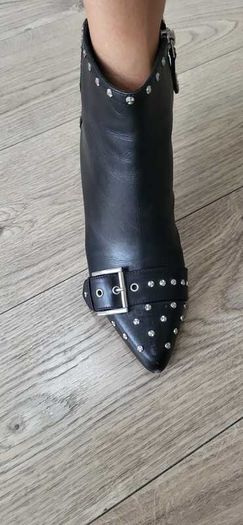 Alexander McQueen Black Studded Wing Ankle Boots Sz 40 (Fit 7UK)  - Rrp 795 (New)