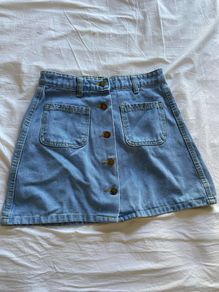 A line denim skirt