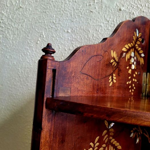 Antique Japanese inlaid & laquered with mother of pearl detail 3 tier corner shelf