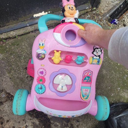 baby walker