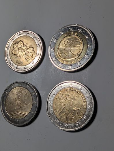 4 x Collectable 2 Euro coins.