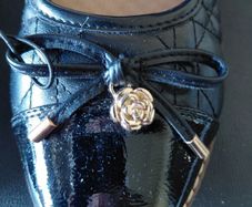 Ladies shoes