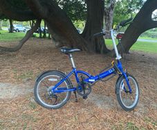 Apollo Tuck Folding Bike