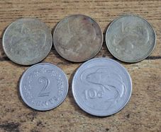 Malta, 5 Coins - free standard postage