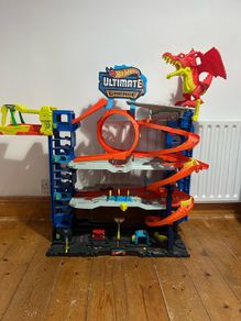 Hot Wheels Garage
