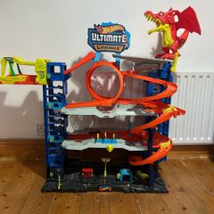Hot Wheels Garage