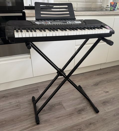 RockJam Keyboard and stand
