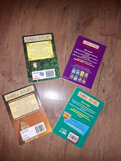 4 books of the Horrible Histories collection, vgc