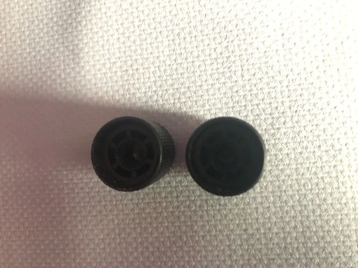 Ibanez Guitar Knobs Set of 2 brand new