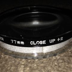 new Kaiser 77 mm Close-Up Lens + 2 / + 4 Storage