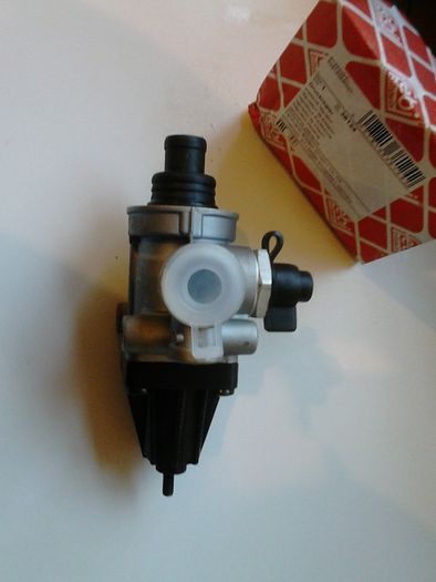 pressure release valve
