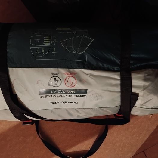 4-person tent, 4x sleeping bags