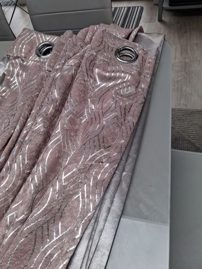 Bedroom curtains