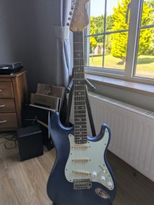 Vintage v6 Stratocaster