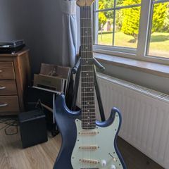 Vintage v6 Stratocaster