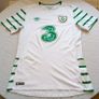 2016/17 Republic Of Ireland Umbro Away Jersey Size M Adults Image 2