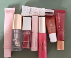 Lip balm/ oil lot